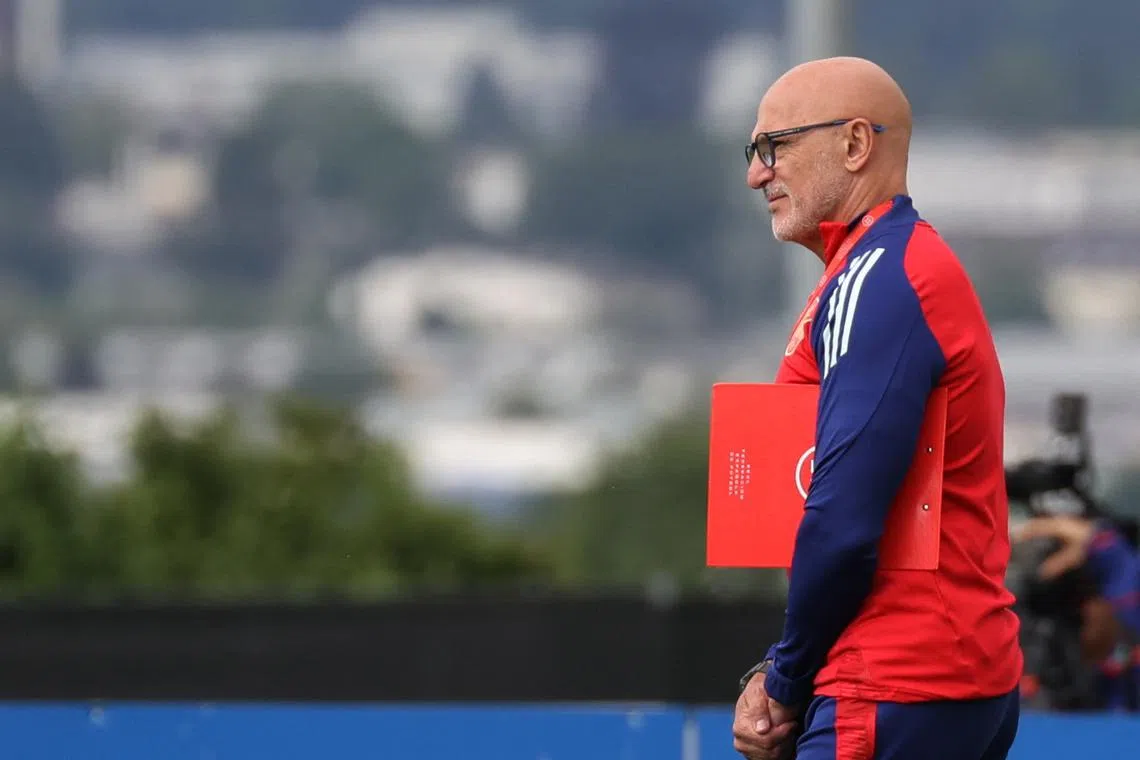 Soccer Football - Euro 2024 - Final - Spain Training - Donaueschingen, Germany - July 13, 2024 Spain coach Luis de la Fuente during training REUTERS/Robin Rudel/ File Photo