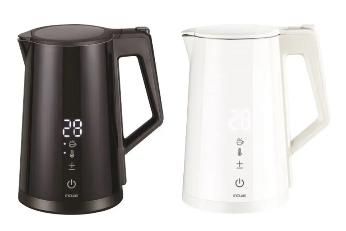 Best electric kettles in Singapore: Aerogaz Mowe Smart Kettle with temperature control