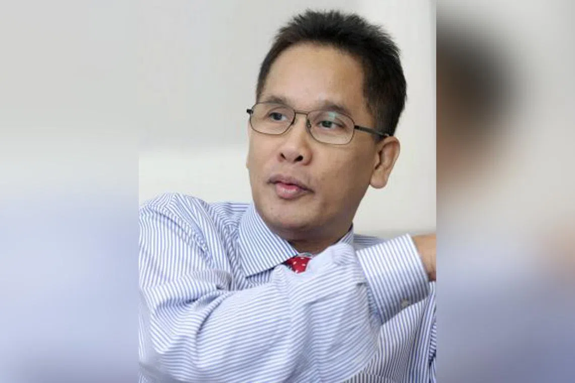 Tan Sri Halim Saad was the controlling shareholder of Renong when Malaysian authorities compelled him to buy back a stake from UEM in 2001.