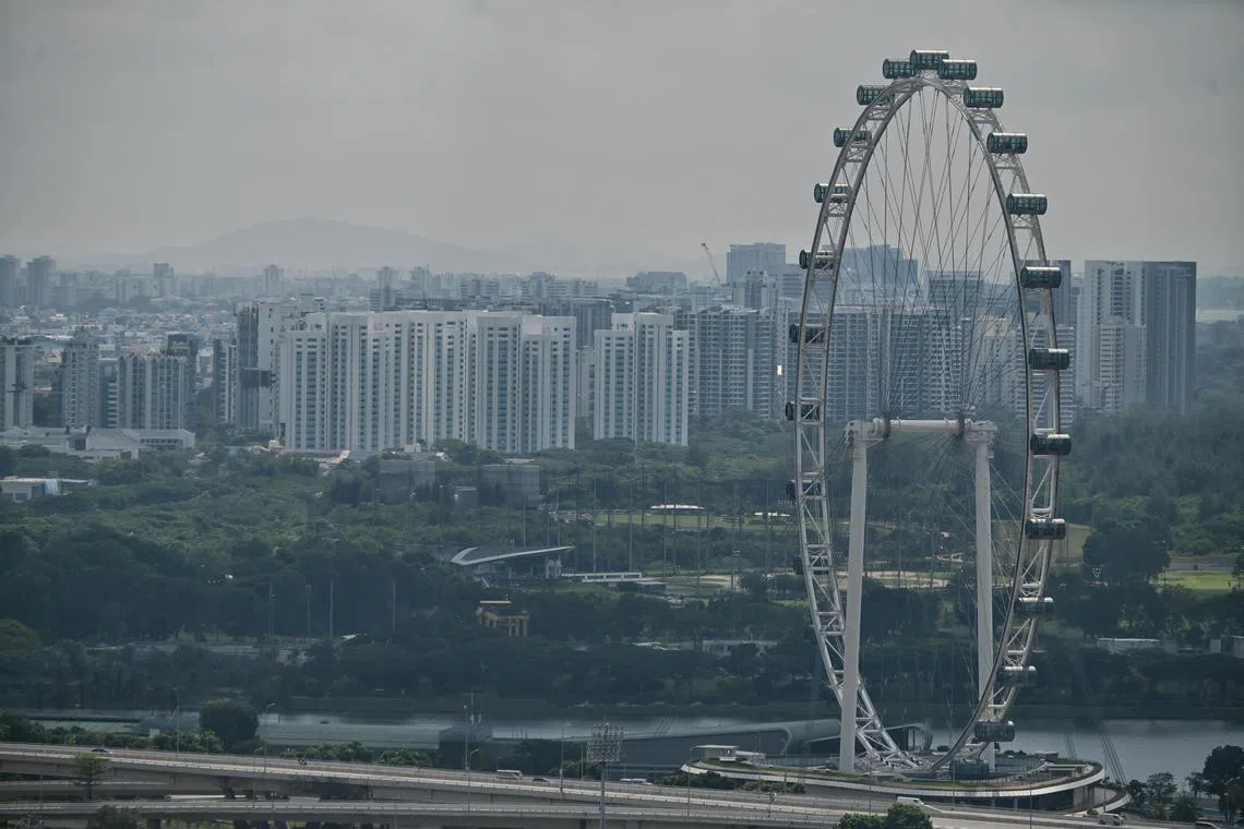 Straco Corp's Singapore Flyer in the Marina Bay area.