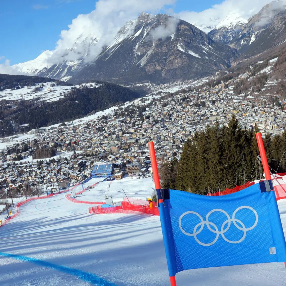 Milano Cortina 2026 Olympics - Alpine Skiing - Men's Downhill Training - Stelvio Ski Centre, Bormio, Italy - February 05, 2026 General view of Stelvio Ski Centre after training REUTERS/Denis Balibouse