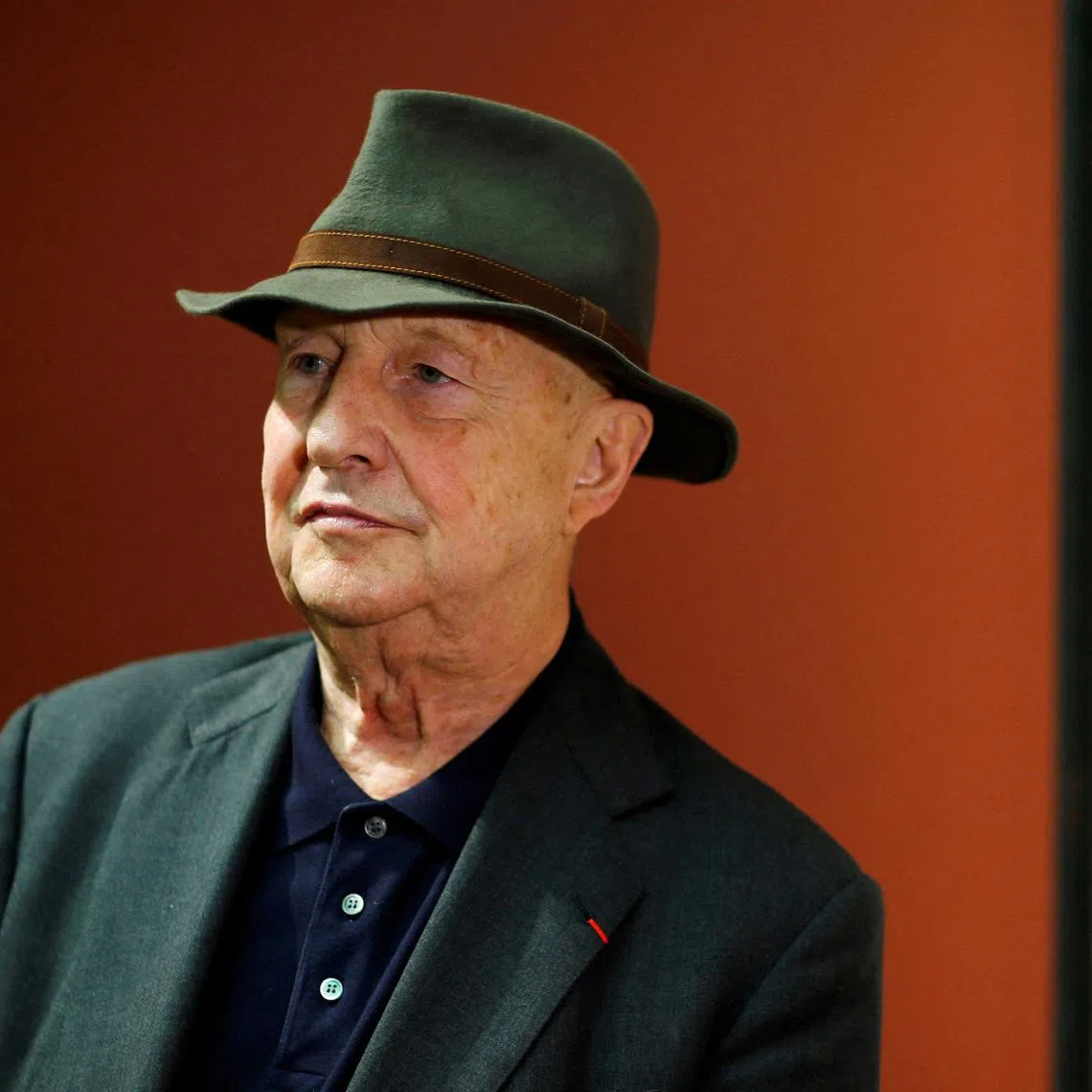 FILE PHOTO: German artist Georg Baselitz attends the opening of his exibition 'The Heroes' (Die Helden) at the Staedel museum in Frankfurt, Germany June 29, 2016.  REUTERS/Ralph Orlowski/File Photo