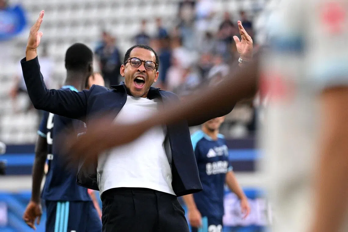 Liam Rosenior abused but guides Paris FC past old club Strasbourg