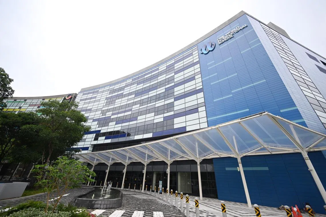 Parents of students at an international school are demanding refunds for a $6,000 building fee, as their Punggol campus was not ready as expected.