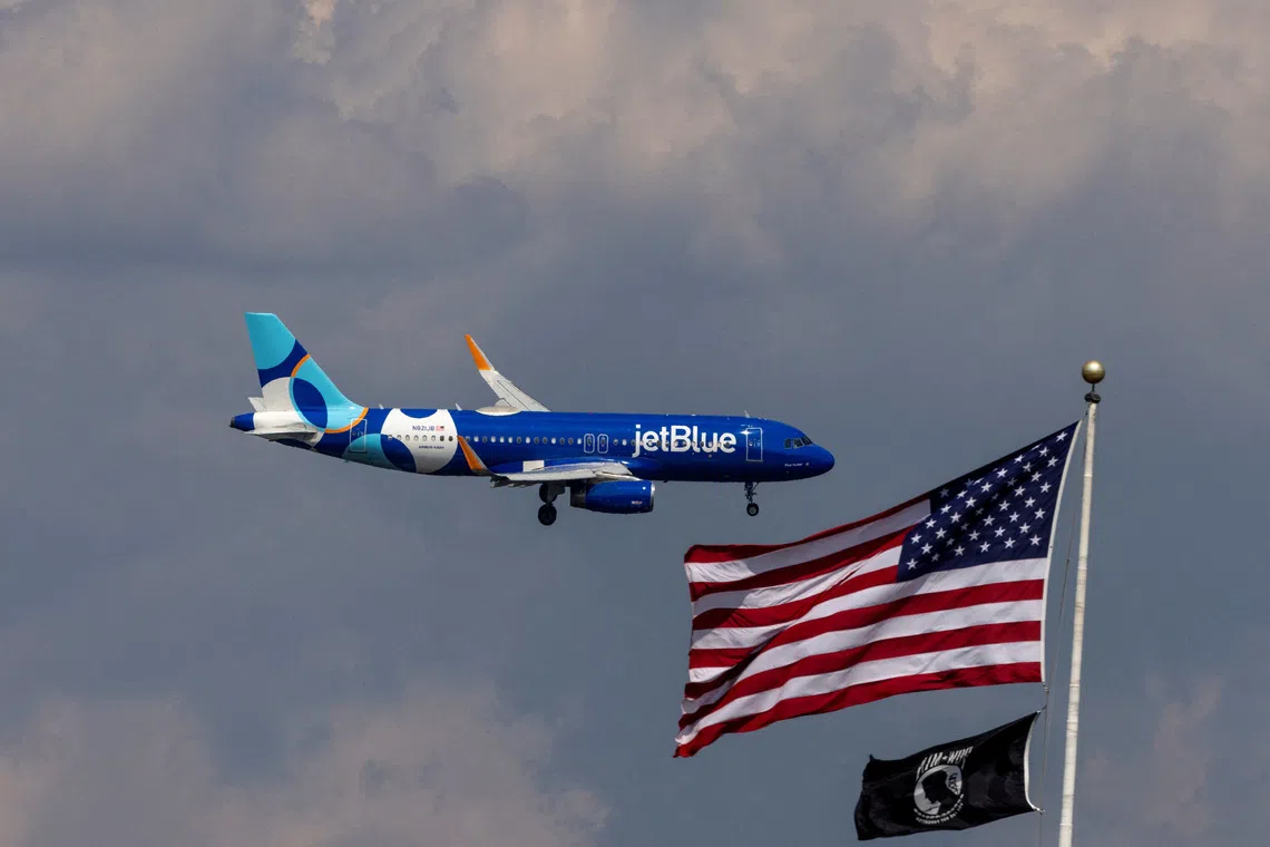 FAA boss set to discuss air traffic reform as airlines urged to better handle delays