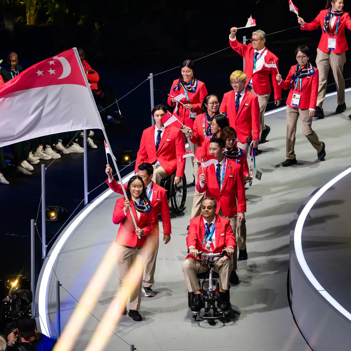 Team Singapore end their 2026 Commonwealth Games campaign with two silver medals from para-swimmer Toh Wei Soong and gymnast Amanda Yap.