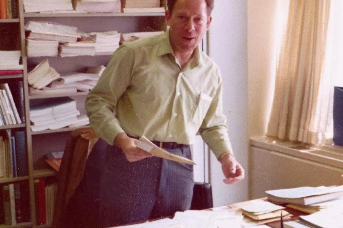 Renowned psychologist Robert Rosenthal died on Jan 5 due to an aneurysm.