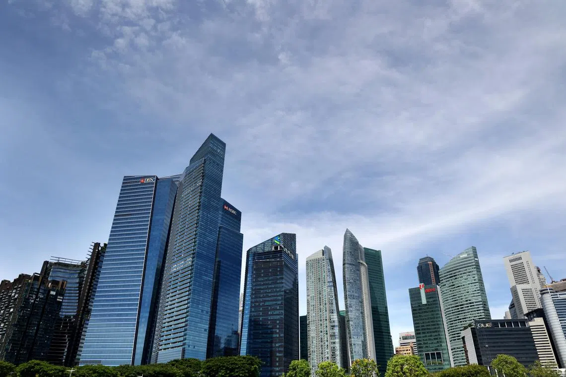 Asia millionaires’ reduced risk appetite is hitting Singapore banks at a time when they are welcoming more funds than ever from the wealthy.