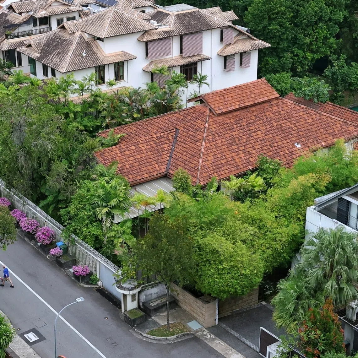 Founding prime minister Lee Kuan Yew, who died on Mar 23, 2015 aged 91, had bequeathed the house to then Prime Minister Lee Hsien Loong.