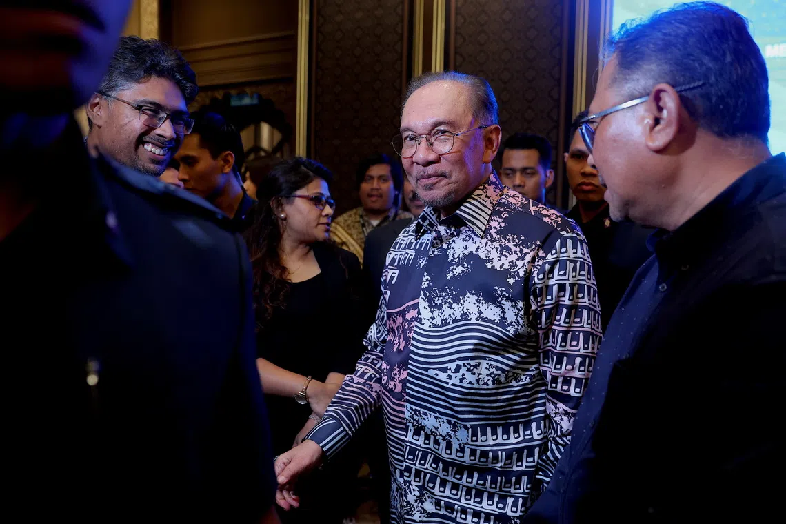Malaysia’s PM Anwar says Thailand, Cambodia keen to end conflict