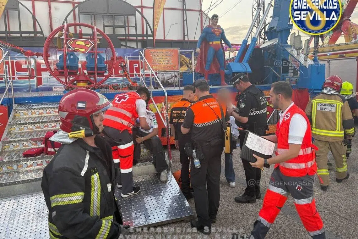 Two children rescued from 90m in air after Spanish slingshot ride cable snaps