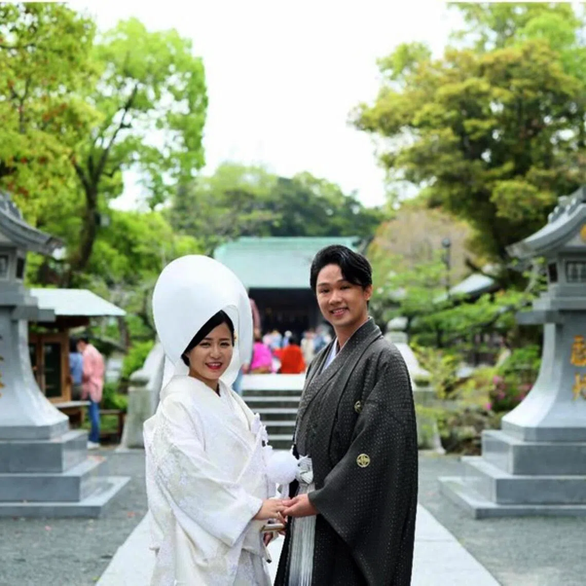 Chen Xi and his Japanese wife held a wedding in Japan on April 19.