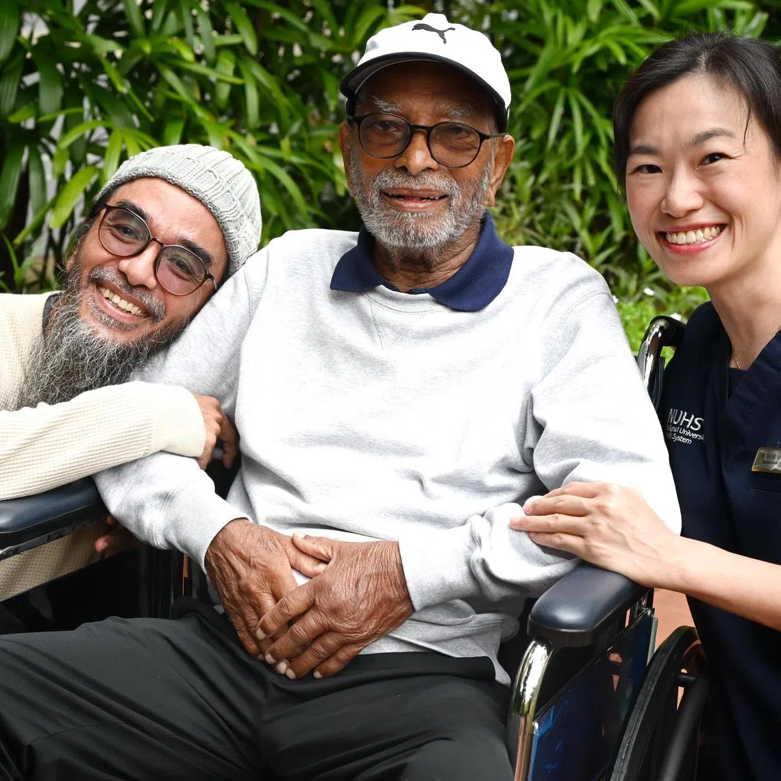 ST20241017_202426800676 Kua Chee Siong/ azdental/ 

94-year-old patient Mr Ibrahim bin Mohamed, retired, with Dr Tan Mei Na, Head & Consultant, Dental Services, Alexandra Hospital at the dental clinic on Oct 17, 2024. 
With them is Mr Ibrahim?s son, Mr Mohamed Ismail bin Ibrahim, freelance medical escort, 60.