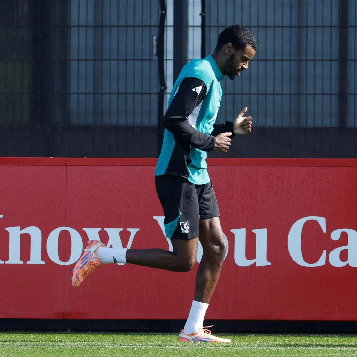 FILE PHOTO: Soccer Football - UEFA Champions League - Liverpool Training - AXA Training Centre, Liverpool, Britain - March 17, 2026 Liverpool's Alexander Isak during training. Action Images via Reuters/Jason Cairnduff/File Photo
