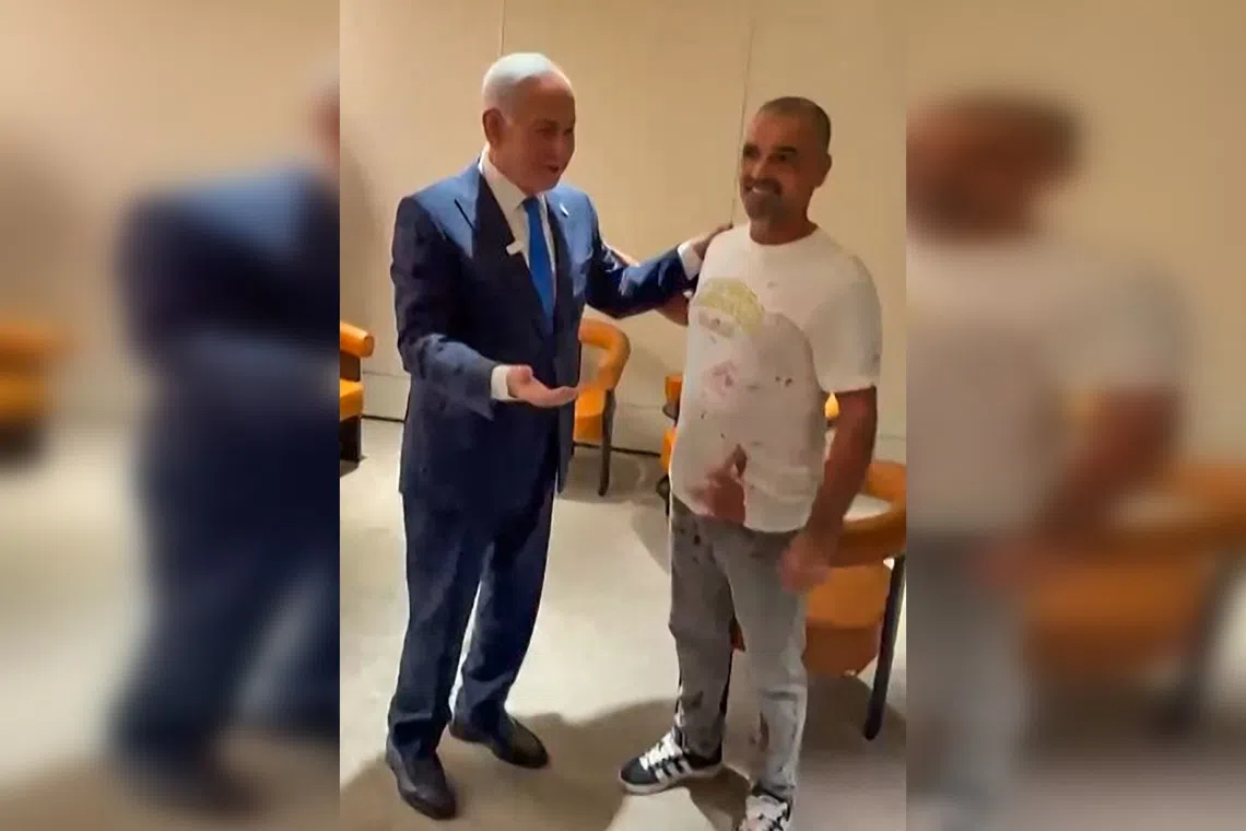 Israel’s Netanyahu meets passengers of diverted flydubai flight at Tel Aviv airport
