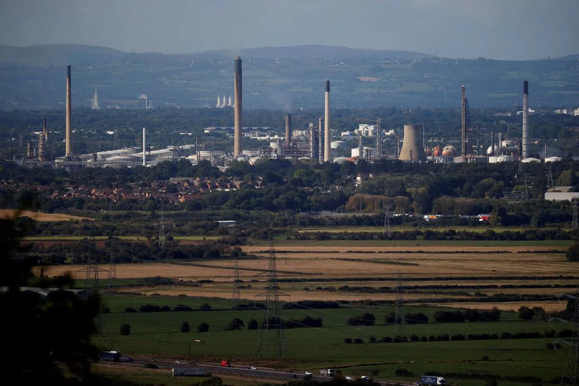 The new licences would support domestic supply, reduce reliance on hostile states, boost jobs in the sector and reduce the carbon footprint.