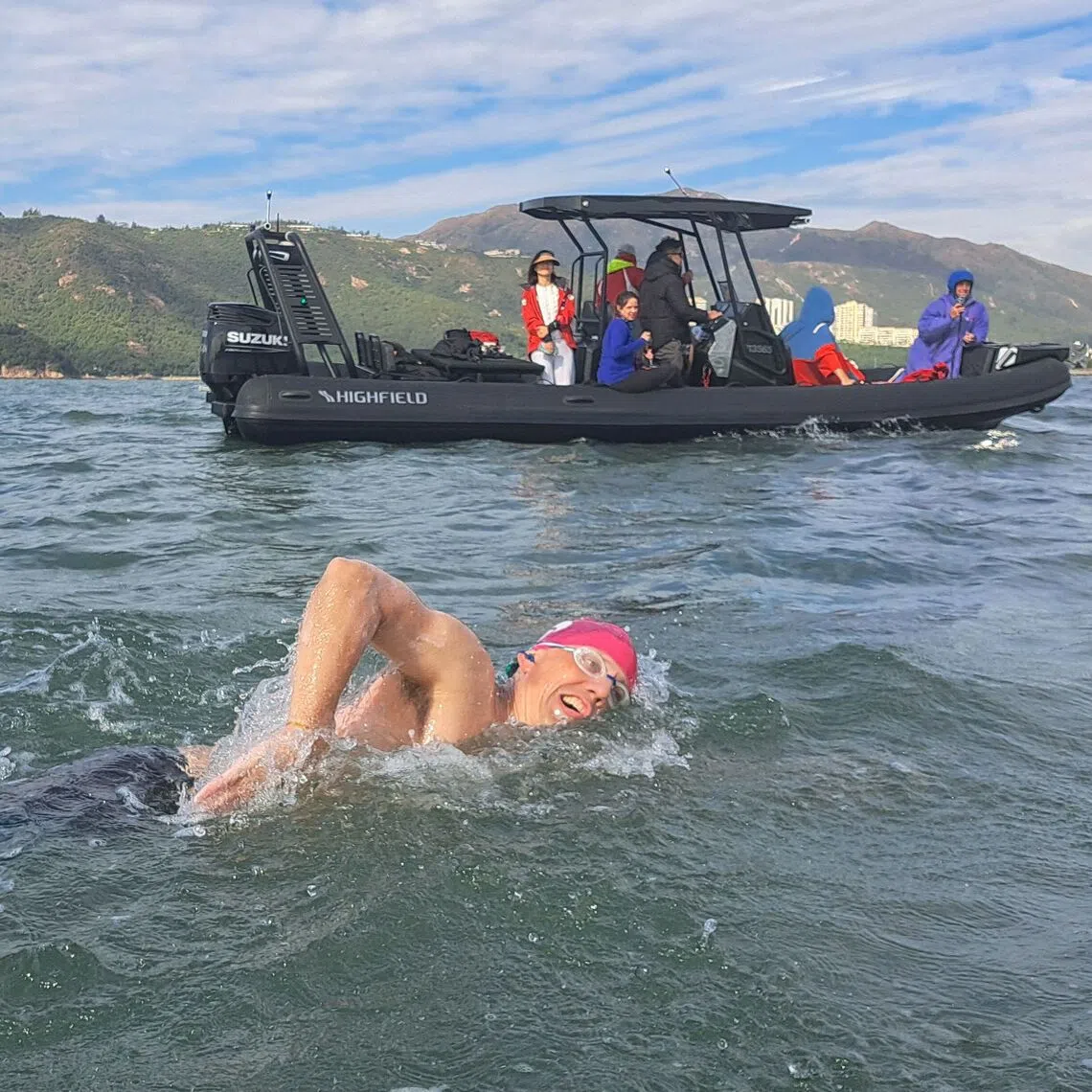 Mr Simon Holliday become the first person to circumnavigate Hong Kong’s largest island of Lantau, a distance of over 65km.