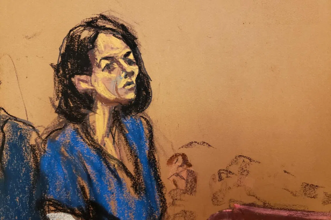 Jeffrey Epstein associate Ghislaine Maxwell stands at the podium to address Judge Alison Nathan during her sentencing in a courtroom sketch in New York City, U.S. June 28, 2022/File Photo