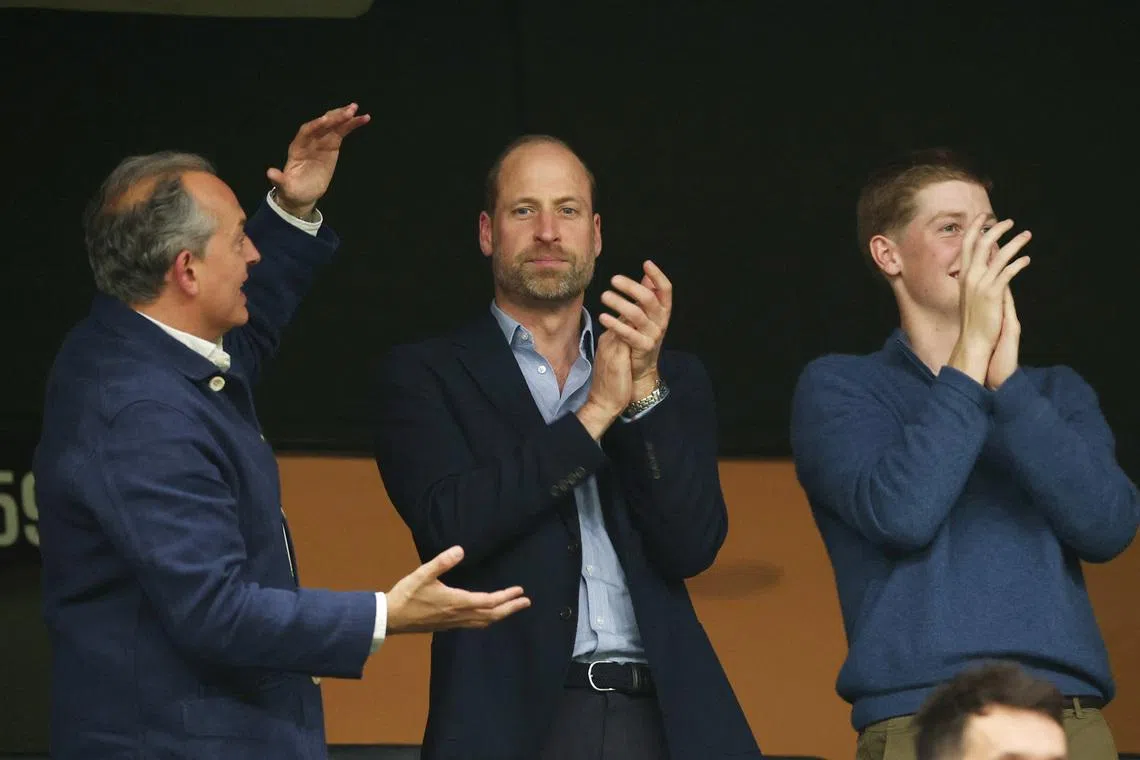 Soccer Football - UEFA Europa League - Final - SC Freiburg v Aston Villa - Besiktas Park, Istanbul, Turkey - May 20, 2026 Britain's Prince William applauds in the stands after Aston Villa wins the UEFA Europa League REUTERS/Isabel Infantes
