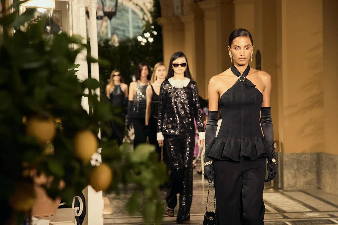 Accruise - Chanel Cruise 2025-26 Coleção (3) Crédito de fotos para Chanel Under Life