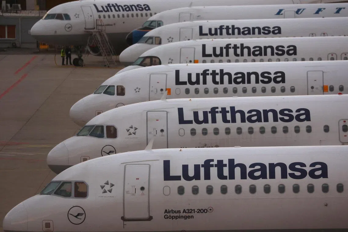 It’s too early to say whether Lufthansa’s IT issues are linked to a cyberattack targeting Scandinavian airline SAS AB this week.