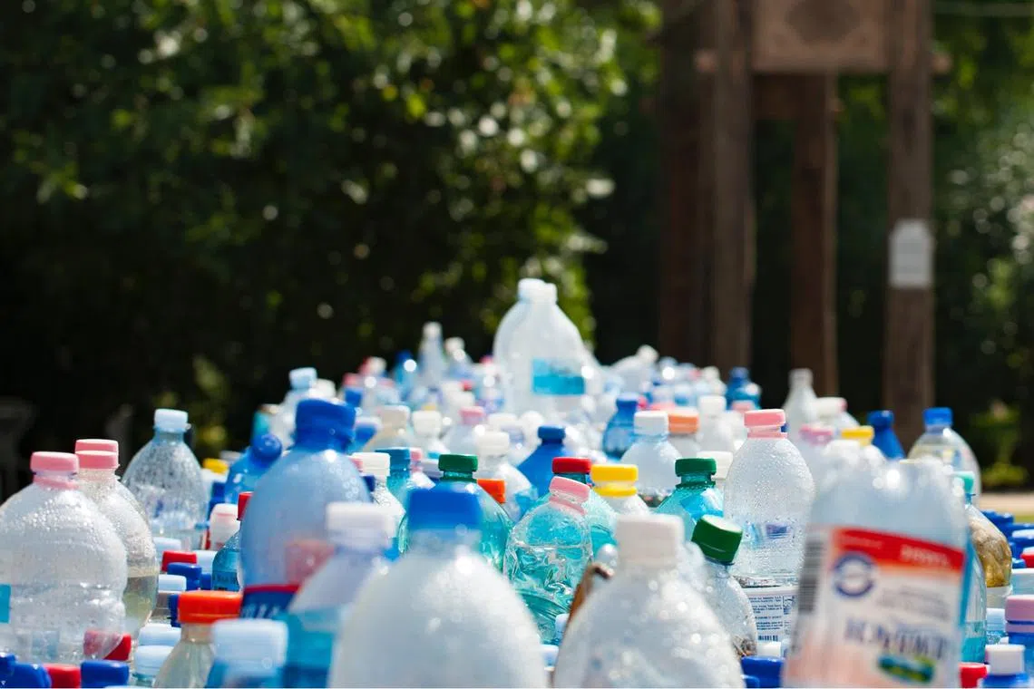 The findings show that bottled water could contain up to 100 times more plastic particles than previously estimated.