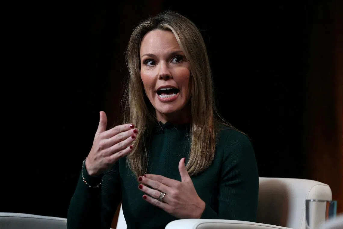 Executives at Paramount informed CBS News president Wendy McMahon on May 17 that they wanted her to step down.