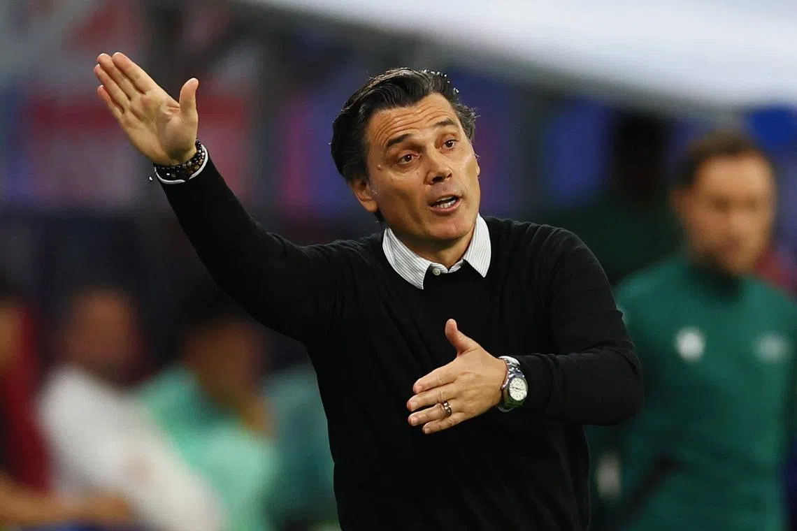 Soccer Football - Euro 2024 - Round of 16 - Austria v Turkey - Leipzig Stadium, Leipzig, Germany - July 2, 2024 Turkey coach Vincenzo Montella REUTERS/Thilo Schmuelgen