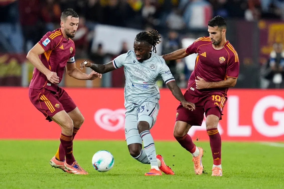 Roma move top with 2-0 win over Udinese | The Straits Times