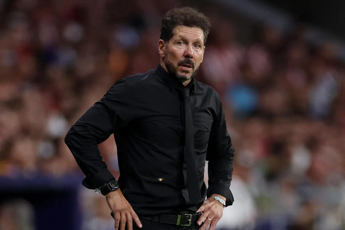 FILE PHOTO: Soccer Football - LaLiga - Atletico Madrid v Girona - Civitas Metropolitano, Madrid, Spain - August 25, 2024 Atletico Madrid coach Diego Simeone reacts REUTERS/Isabel Infantes/File Photo