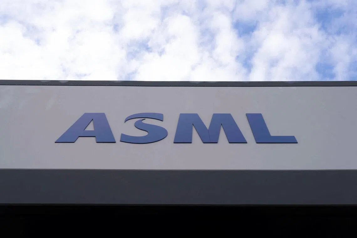 ASML said orders in the fourth quarter far exceeded analysts’ expectations, as as companies boosted investment in AI chipmaking capacity.