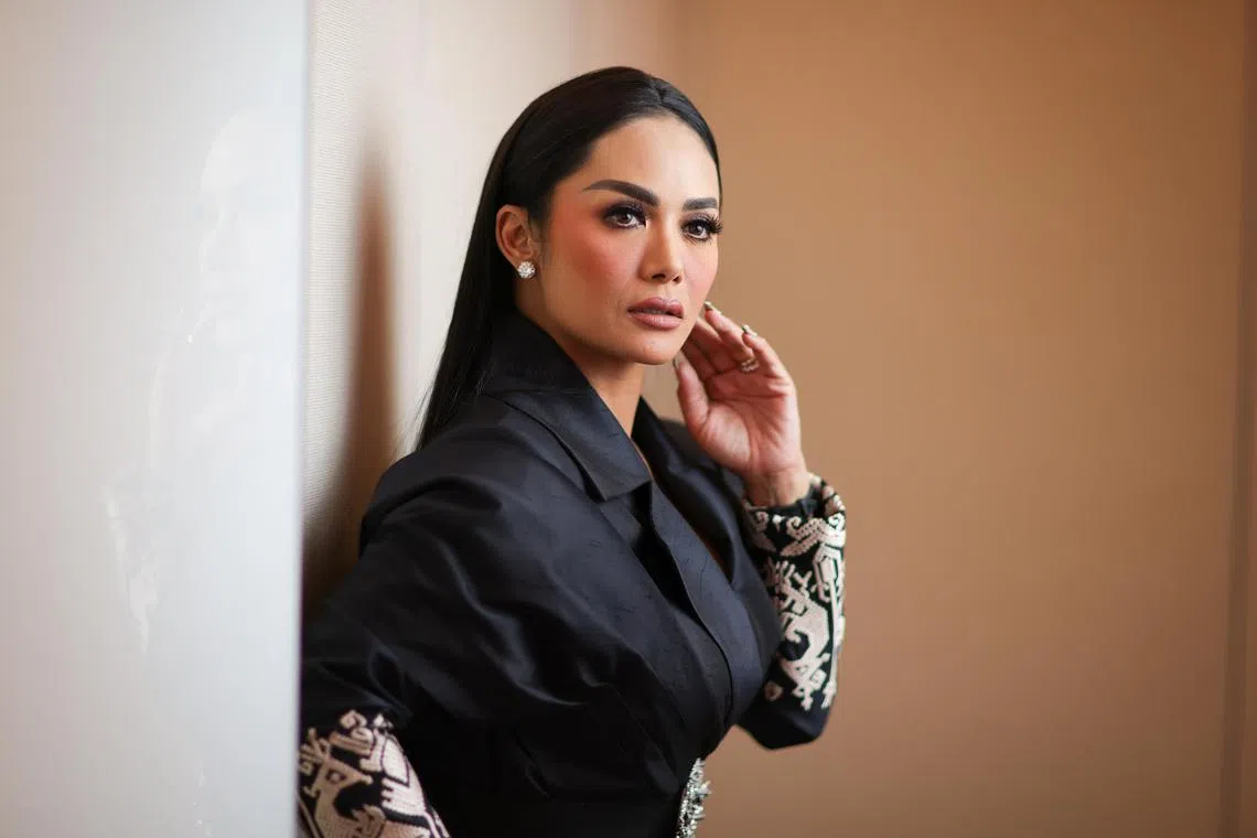 edkris ST20230505_202301131357 Ong Wee Jin / Eddino /

Indonesian singer Kris Dayanti holds a press conference for her first concert in Singapore in 14 years.

Photographed on May 5, 2023.