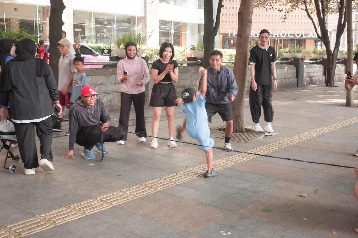 From jump ropes to film cameras, Indonesians reconnect through analogue hobbies