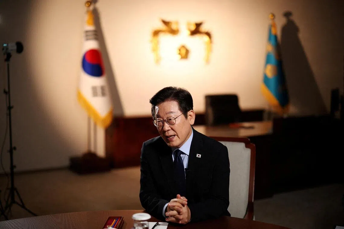 South Korean President Lee Jae Myung answers a reporter's question during an interview with Reuters at the Presidential Office in Seoul, South Korea, September 19, 2025.   REUTERS/Kim Hong-Ji     TPX IMAGES OF THE DAY     