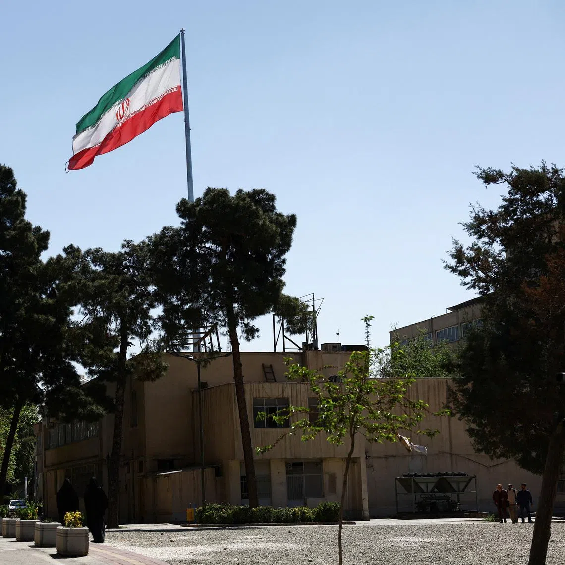 The Disciplinary Committee of Sharif University of Technology expelled six students for their alleged roles in protests in February.