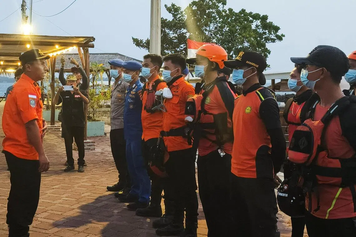Search and rescue officials attending a briefing on Sept 8. Eight people, including five journalists, went missing while travelling by speedboat to cover the eruption of Mount Anak Krakatau.