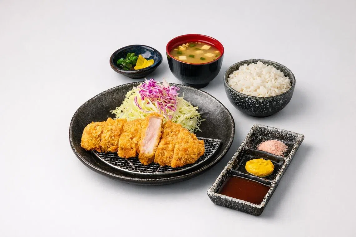 Tonkatsu Daiki’s Rosu Katsu set.