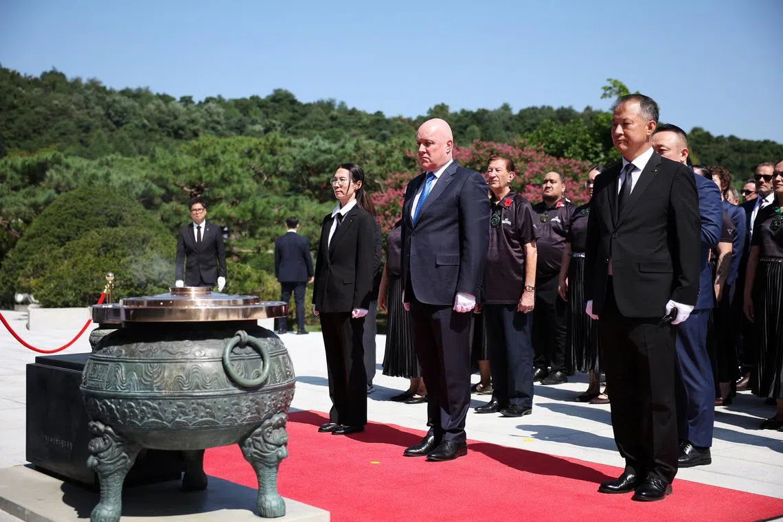 New Zealand's Prime Minister Christopher Luxon visits the National Cemetery in Seoul, South Korea, September 4, 2024.   REUTERS/Kim Hong-Ji