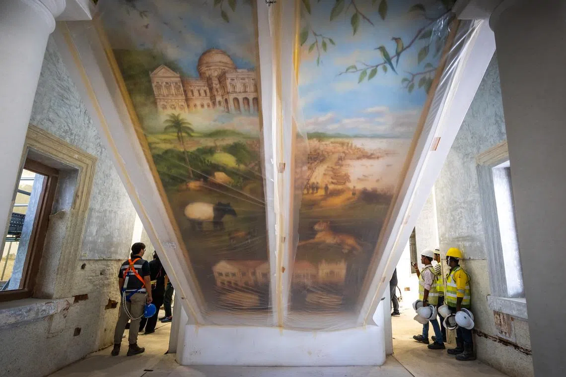 A common refrain from both foreign and local gallerists - owners or operators of galleries selling the work of artists - is that Singaporeans lack curiosity. 