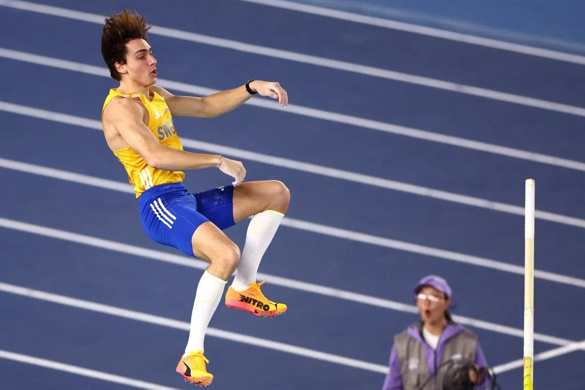 FILE PHOTO: Athletics - World Athletics Indoor Championships - Nanjing Youth Olympic Sports Park, Nanjing, China - March 22, 2025 Sweden's Armand Duplantis in action during the Men's Pole Vault final REUTERS/Issei Kato/File Photo