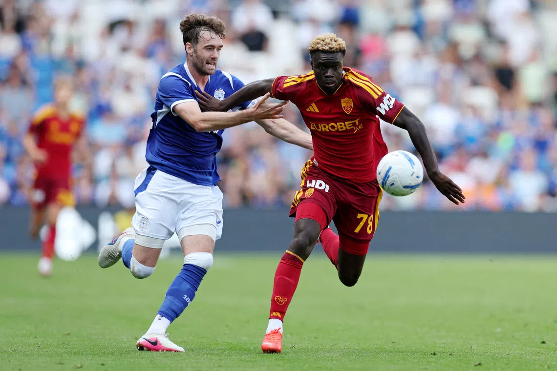 FILE PHOTO: Soccer Football - Pre Season Friendly - Cardiff City v AS Roma - Cardiff City Stadium, Cardiff, Wales, Britain - August 1, 2026 AS Roma's Robinio Vaz in action with Cardiff City's Calum Chambers Action Images via Reuters/Paul Childs/File Photo