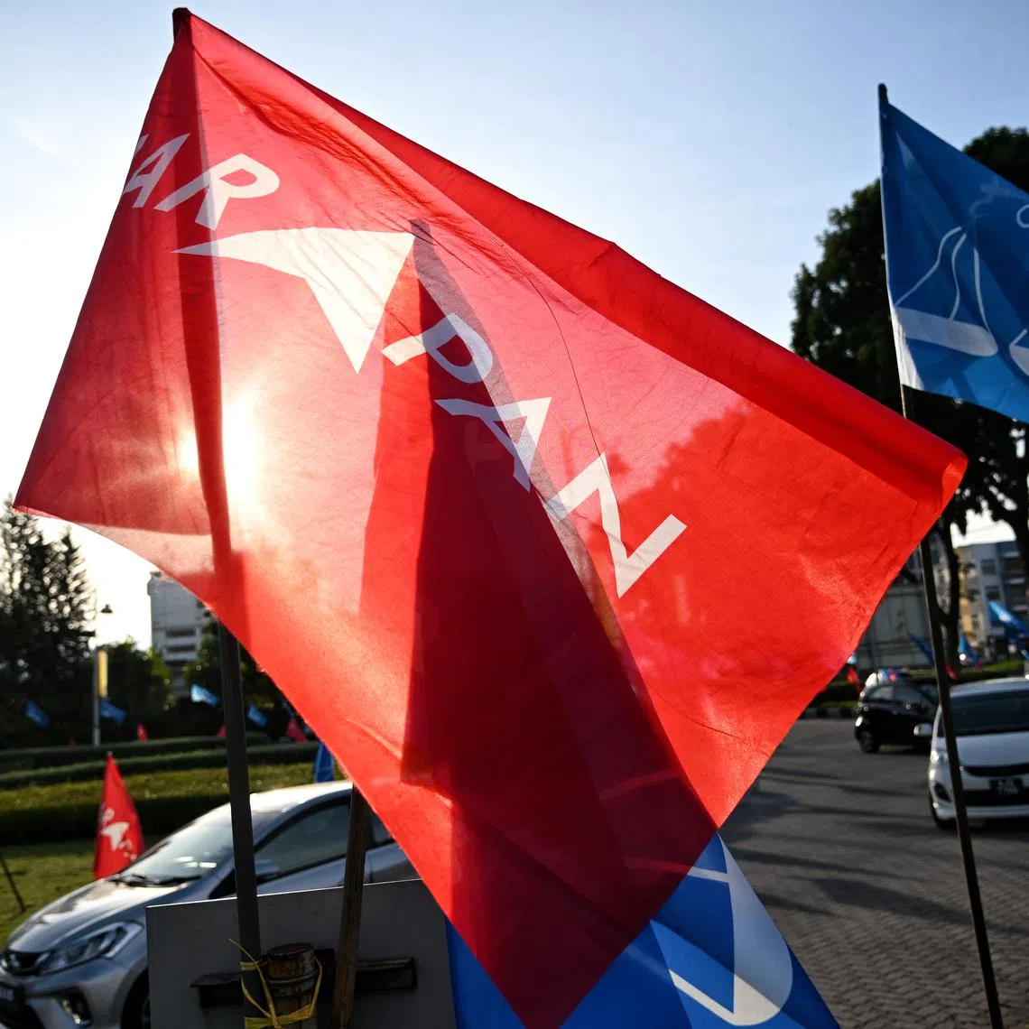 Pakatan Harapan leader Anwar Ibrahim is also the preferred choice of Prime Minister candidate, according to the poll.