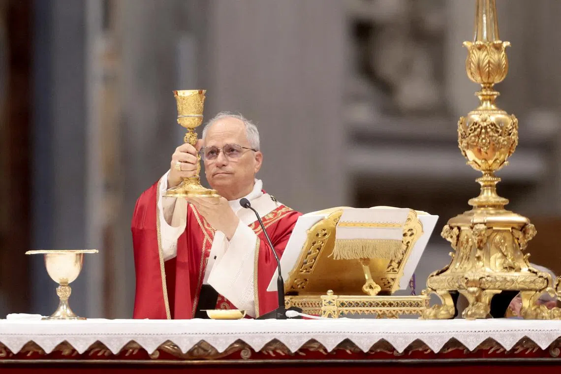 FILE PHOTO: Pope Leo XIV celebrates the Mass on the Solemnity of Saints Peter and Paul, Apostles in St Peter's Basilica, at the Vatican June 29, 2025. REUTERS/Remo Casilli/File Photo