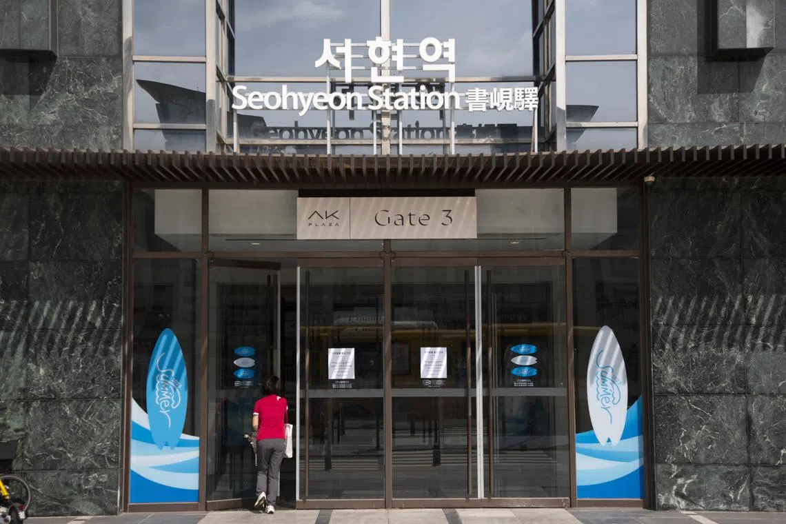 A man on Thursday drove his car into pedestrians before going on a stabbing spree in Seongnam, a city outside Seoul.