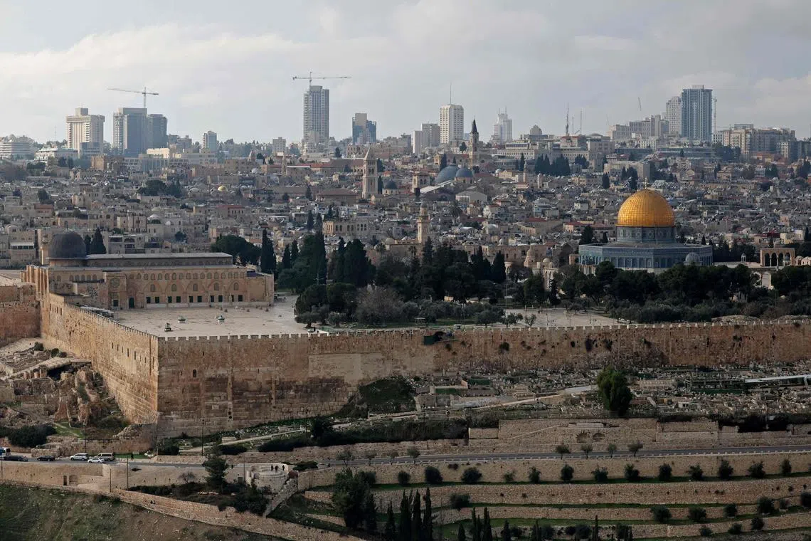 This picture taken from the Mount of Olives shows a view of the al-Aqsa mosque compound and its Dome of the Rock in Jerusalem's Old City, on January 2, 2023. (Photo by AHMAD GHARABLI / AFP)