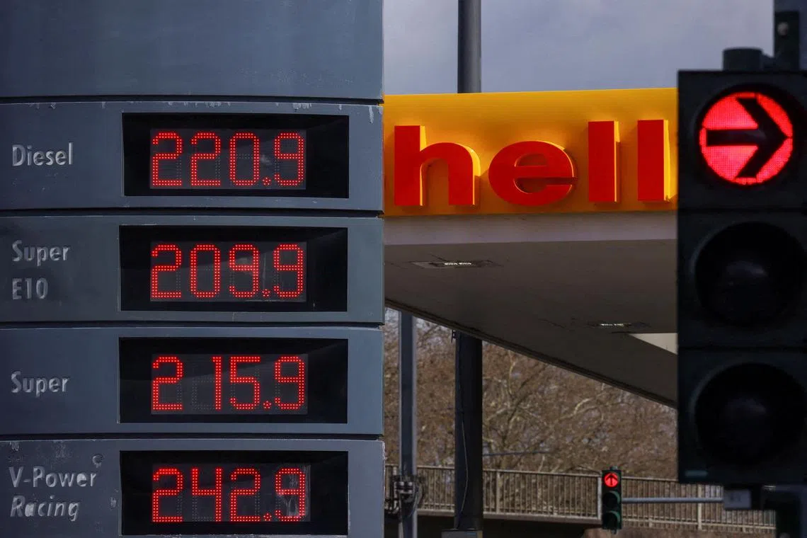 Soaring fuel prices drive German far-right calls for a turn back to Russia