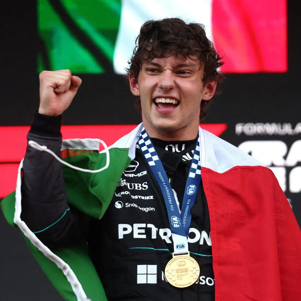 Formula One F1 - Monaco Grand Prix - Circuit de Monaco, Monaco - June 7, 2026 Mercedes' Andrea Kimi Antonelli celebrates on the podium after winning the Monaco Grand Prix REUTERS/Jakub Porzycki