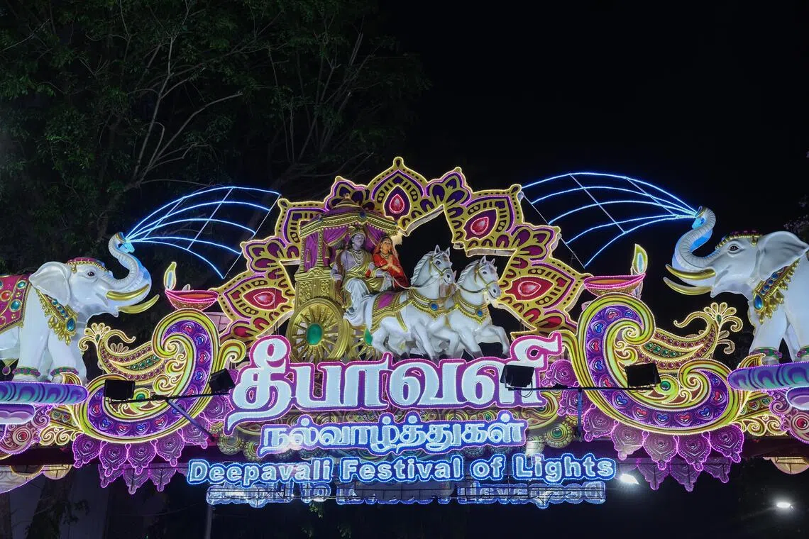 SMRT and SBS Transit will extend selected train and bus services on the eve of Deepavali.