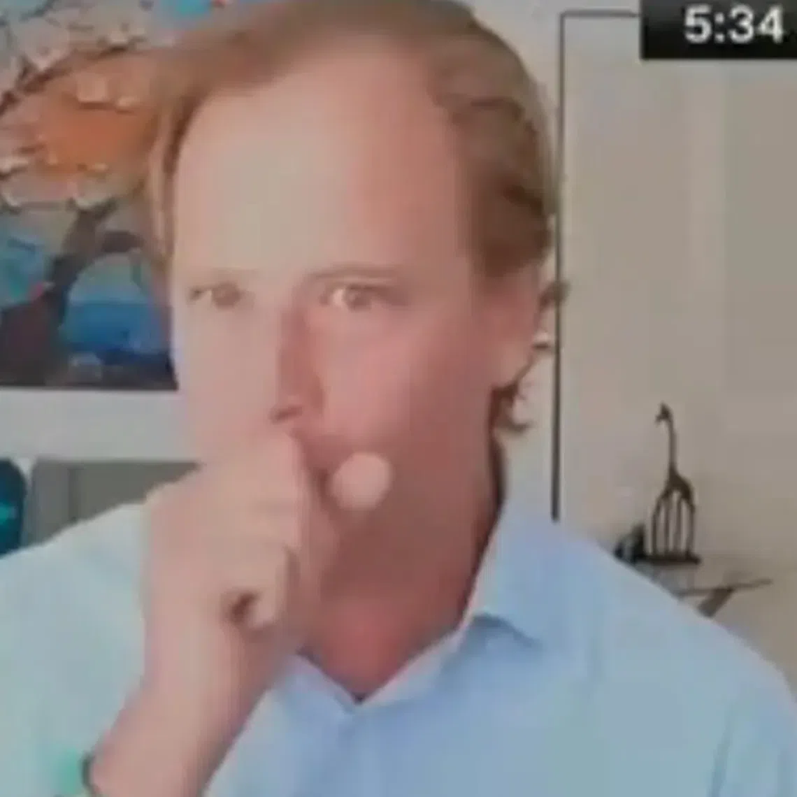 Australian economist Justin Wolfers was giving a live interview on CNN when he accidentally swallowed a fly.