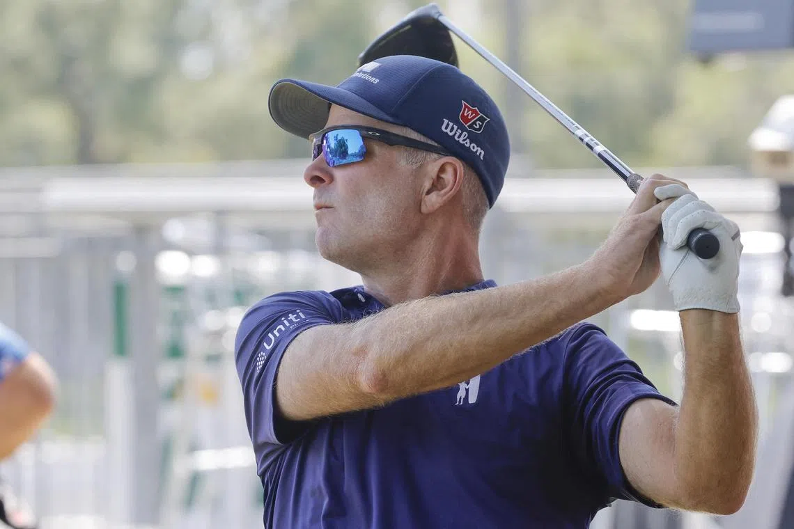 Kevin Streelman playing his shot from the 16th tee during the first round of the Valspar Championship.